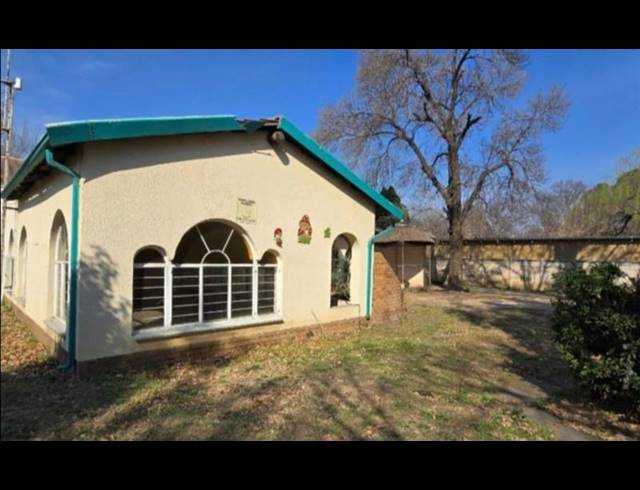 4 BEDROOM HOUSE FOR SALE IN VAAL PARK EXT 1